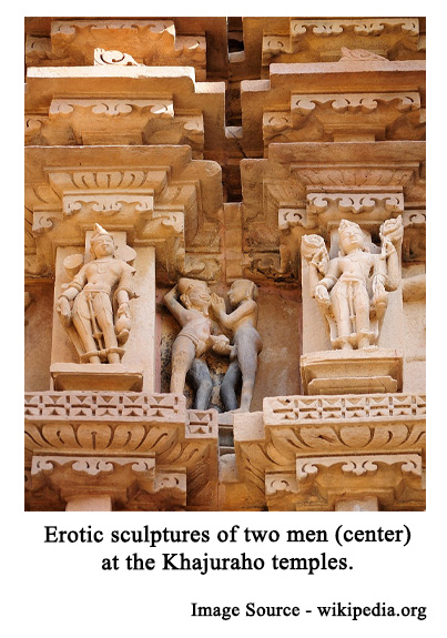 Erotic-sculptures-of-two-men-center-at-the-Khajuraho-temples